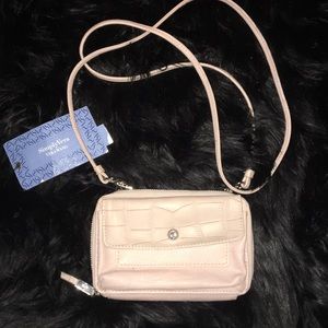 Vera Wang pale pink crossbody bag